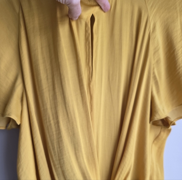 Vince Camuto Mustard Tie-Front Blouse - Picture 9 of 10